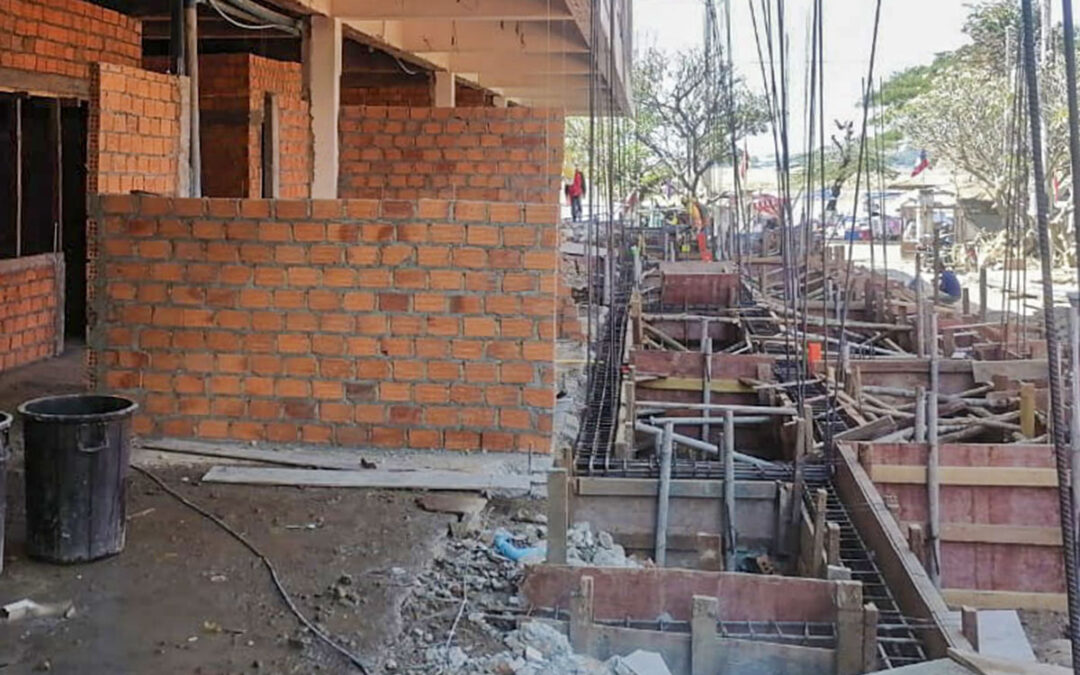 Construction work at Savannaketh hospital